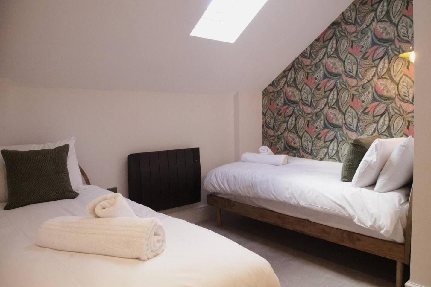 Pass The Keys Apartment 3 Old Conservative Club In Historic Town Caernarfon Eksteriør bilde