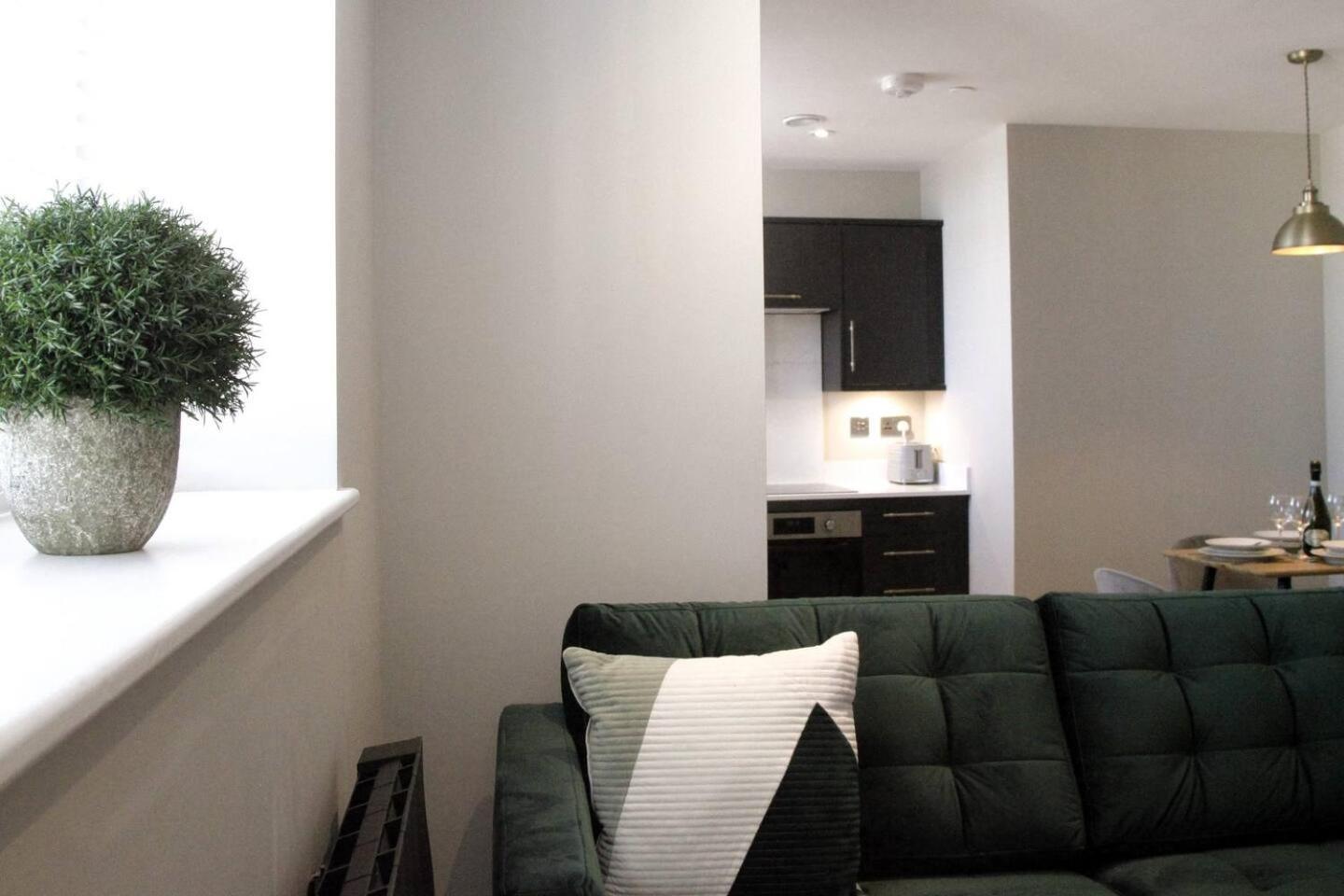 Pass The Keys Apartment 3 Old Conservative Club In Historic Town Caernarfon Eksteriør bilde