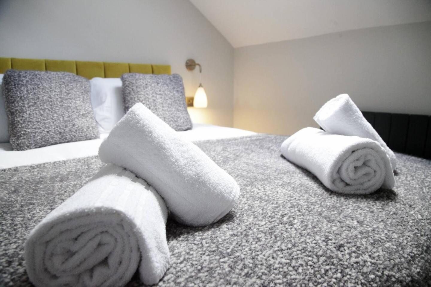 Pass The Keys Apartment 3 Old Conservative Club In Historic Town Caernarfon Eksteriør bilde