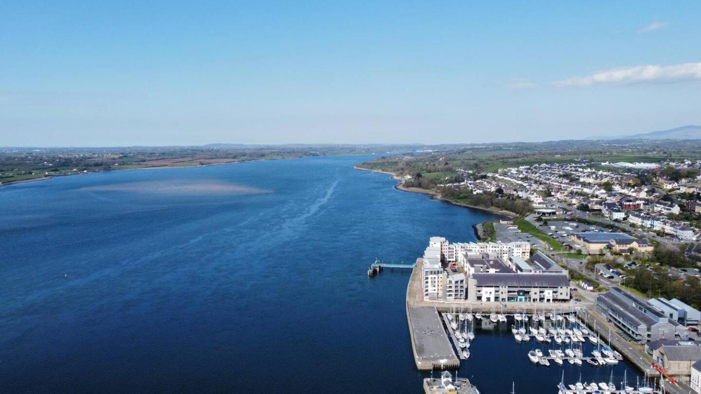 Pass The Keys Apartment 3 Old Conservative Club In Historic Town Caernarfon Eksteriør bilde